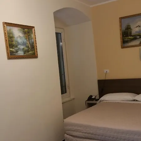 Tommaseo Szálloda Genova