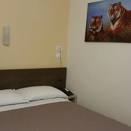 Tommaseo Hotel *