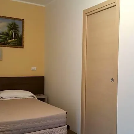 Tommaseo Hotel *