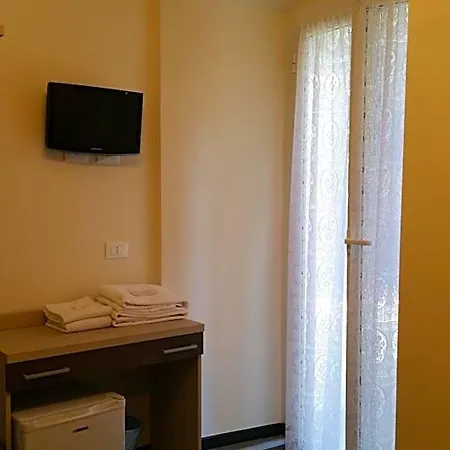 Tommaseo Hotel *